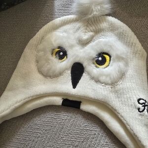 Kids Plush Owl Winter Hat - White with Yellow Eyes